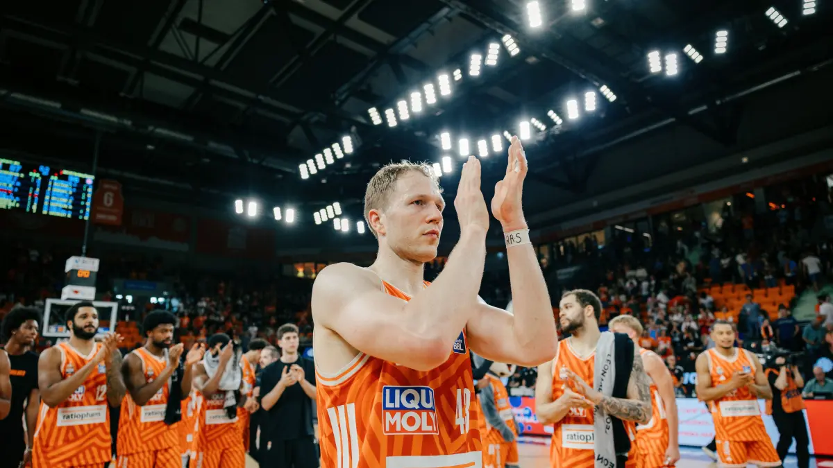 Basketball, Ratiopharm Ulm: Nach dem dritten Play-Off-Spiel gegen Bamberg (Samstag) ist bereits die Saison beendet. So lief die Entscheidung in der Ratiopharm Arena