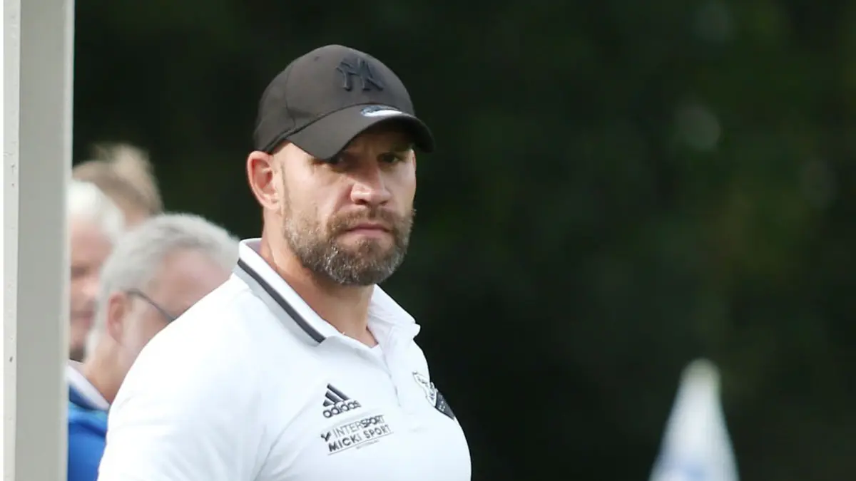 Andreas Hug kämpft mit der SG Altheim-Grünmettstetten immer noch gegen den Abstieg. Der Trainer bleibt zwei Spieltage vor Saisonende aber optimistisch.