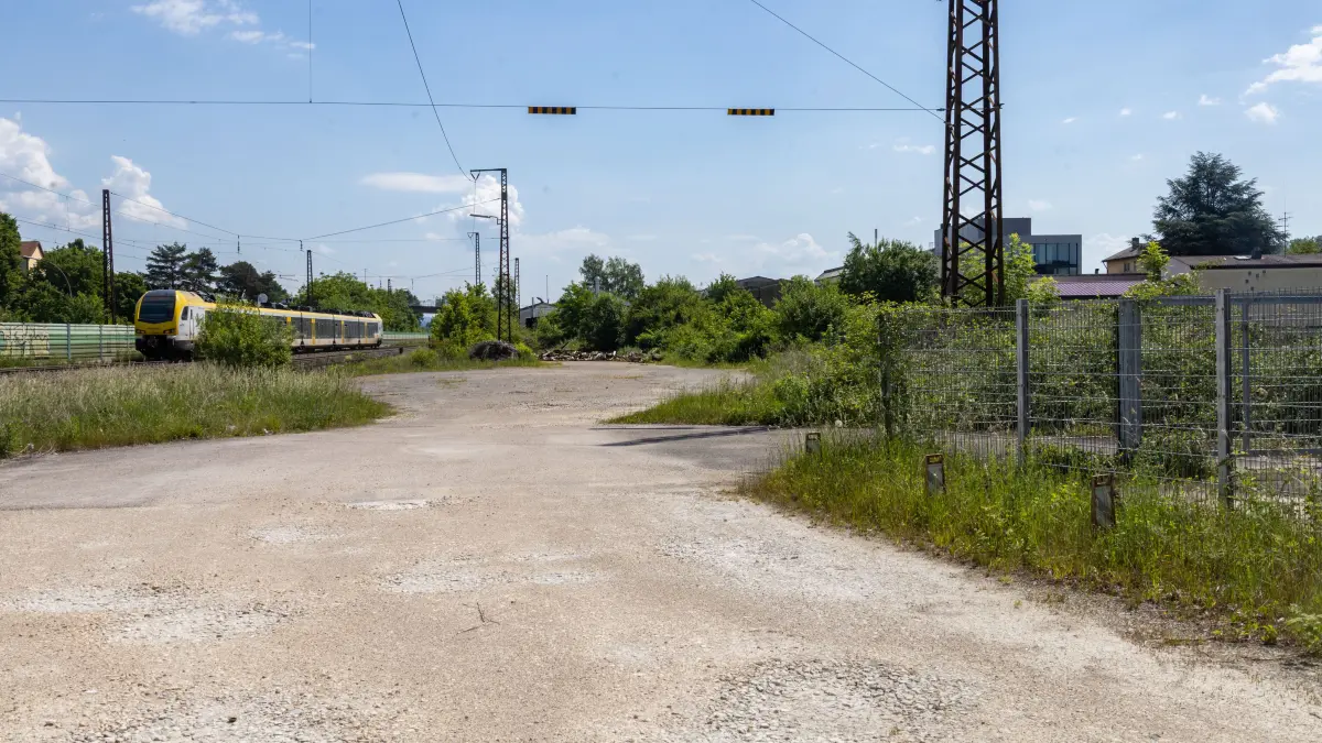 Uhingen hat jetzt einen Plan für das Spinnweberei-Areal, ist irgendwie auch noch IBA DB Strommast