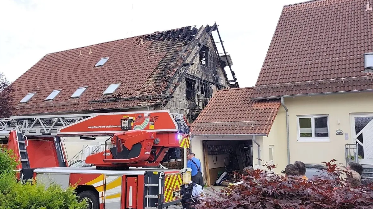Am Sonntagnachmittag ist dieses Reihenhaus auf dem Crailsheimer Kreuzberg ein Opfer der Flammen geworden.