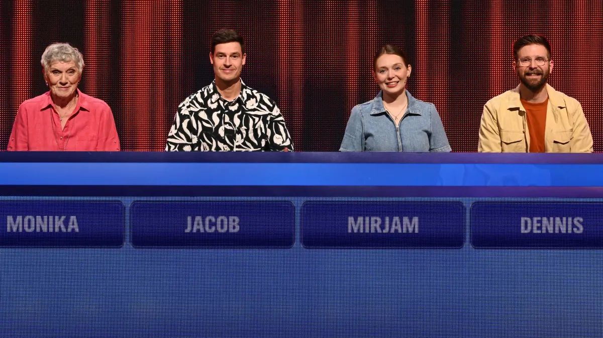 Träumen von Sieg bei „Gefragt – Gejagt“: - Gejagt": Die Kandidaten Monika, Jacob, Mirjam und Dennis.
