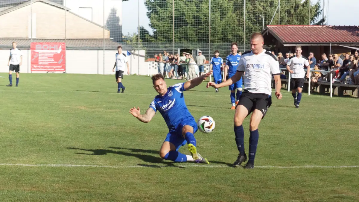 Die SGM Unterdeufstetten/Matzenbach II (blau) bestand nur eine Spielzeit. Zur Saison 2026/27 spielen der TSV Unterdeufstetten und die Reserve des FC Matzenbach wieder getrennt.