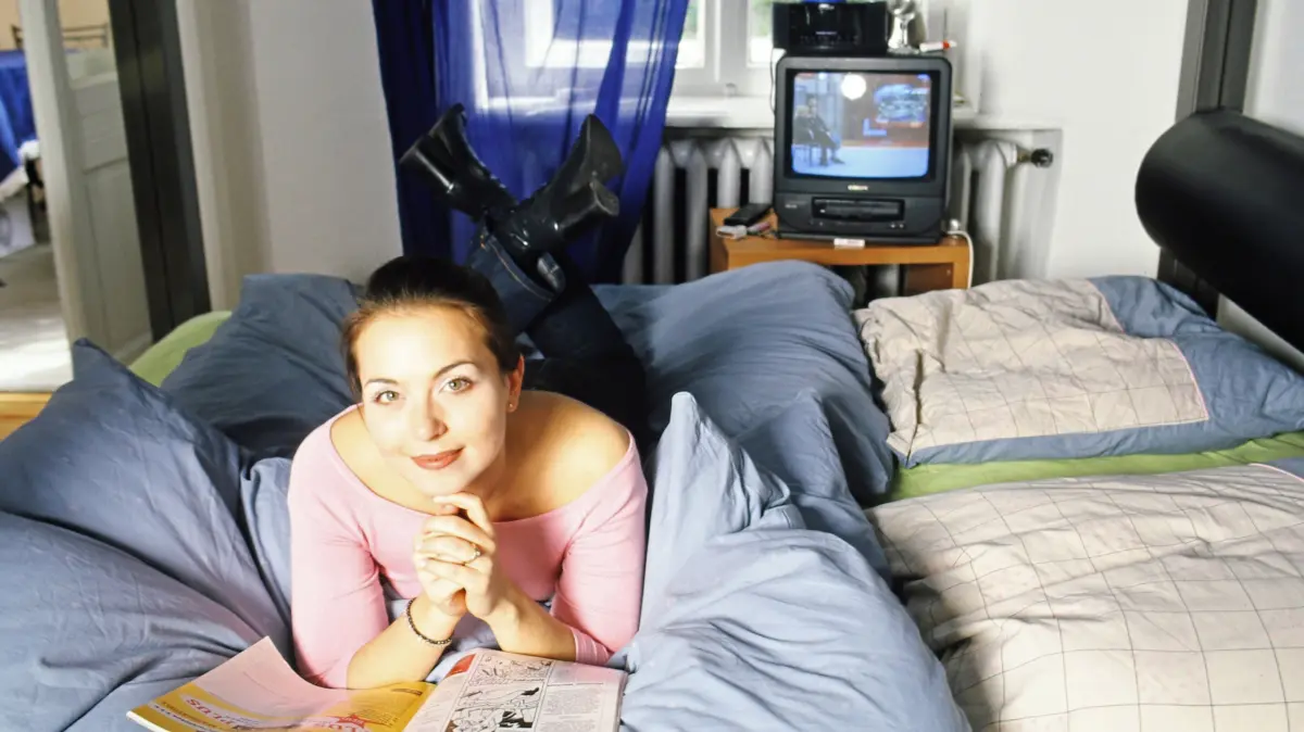 Nadine Hofmann, um 1998, als sie die Nataly Jäger bei GZSZ spielte.