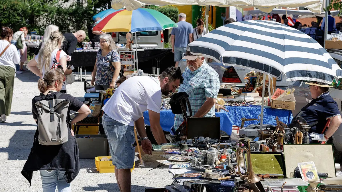 Ein Flohmarkt ist immer auch ein Ort des Kennenlernens und der Begegnung.