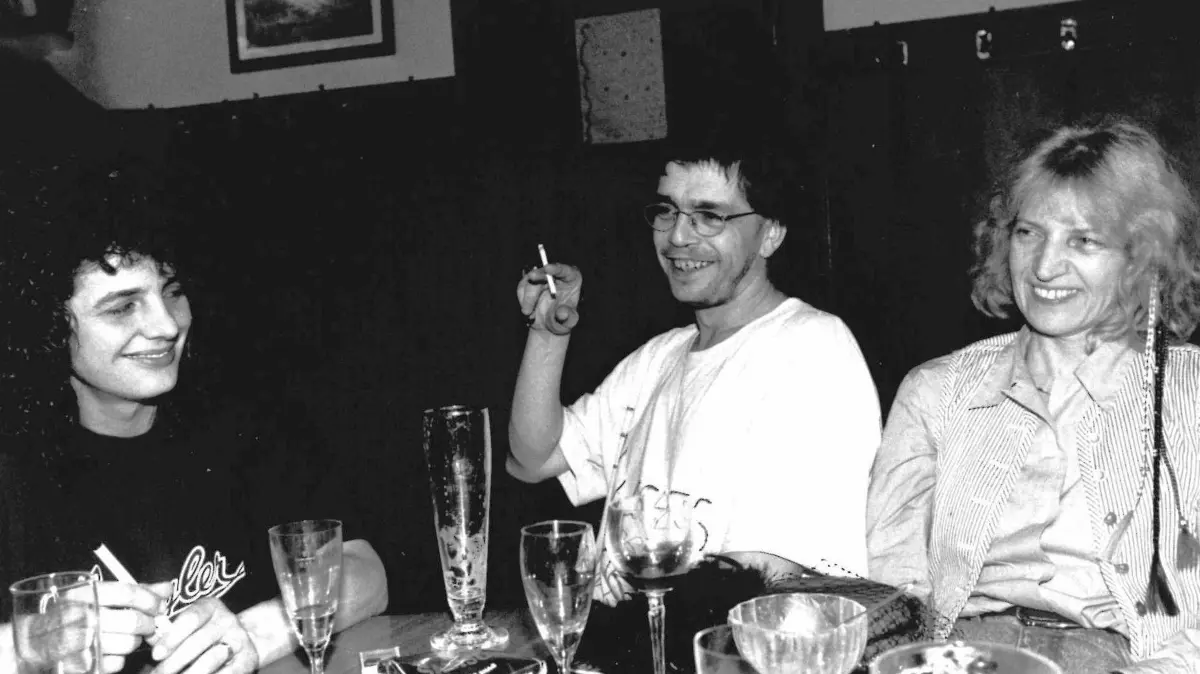 Zigarette, Bier und gesellige Menschen im "Schiff" um sich herum: Winfried "Gofy" Gaus konnte das Leben genießen.