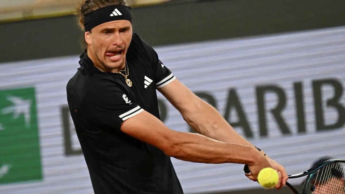 Tennis French Open: 29.05.2026, Frankreich, Paris: Tennis: Grand Slam/ATP-Tour - French Open, Einzel, Männer, 3. Runde, Zverev (Deutschland) - Halys (Frankreich). Alexander Zverev in Aktion. Foto: Emma Da Silva/AP/dpa +++ dpa-Bildfunk +++