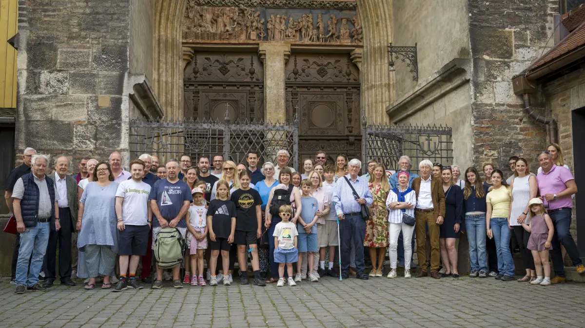 Familientreffen der Familie Herwarth auf den Spuren ihrer Vorfahren in Ulm.