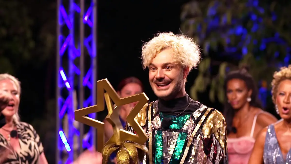 Sam Dylan gewinnt „Kampf der RealityAllstars“.