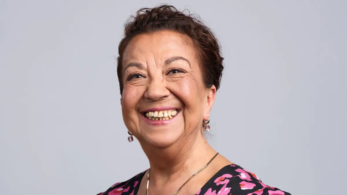Lilay Huser (spielt "Nuray Gülek)