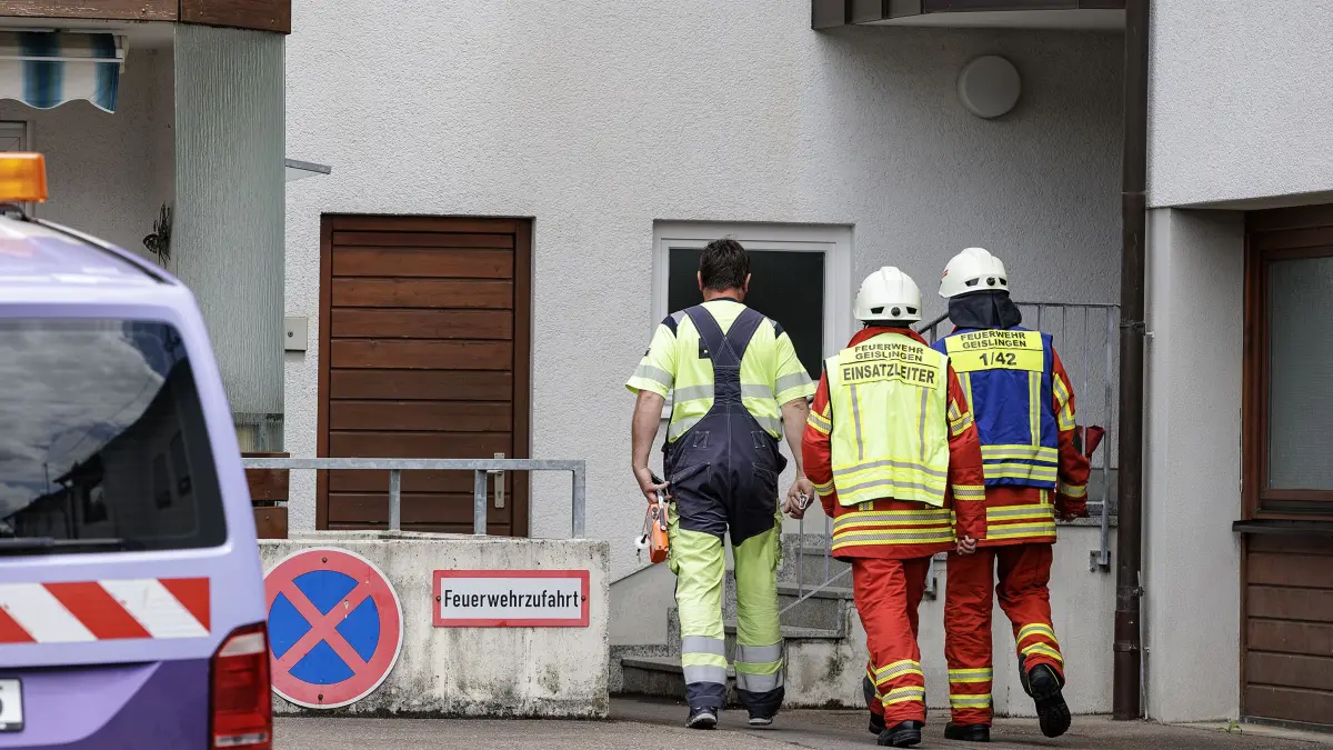 Wegen einer angebohrten Gasleitung mussten am Mittwochnachmittag rund 40 Bewohner in der Südmährerstraße ihre Wohnungen verlassen.
