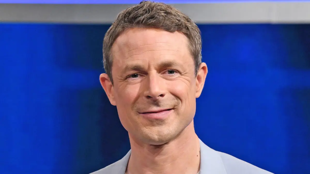 Alexander Bommes moderiert die ARD-Kultshow "Gefragt - Gejagt".