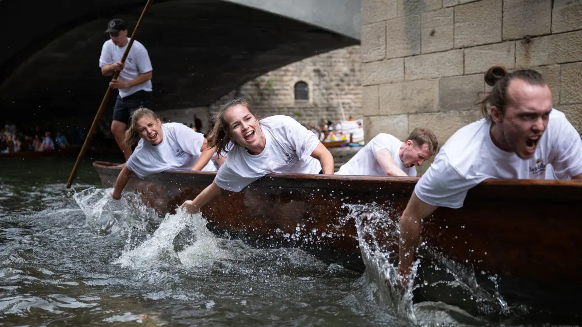 Stocherkahnrennen