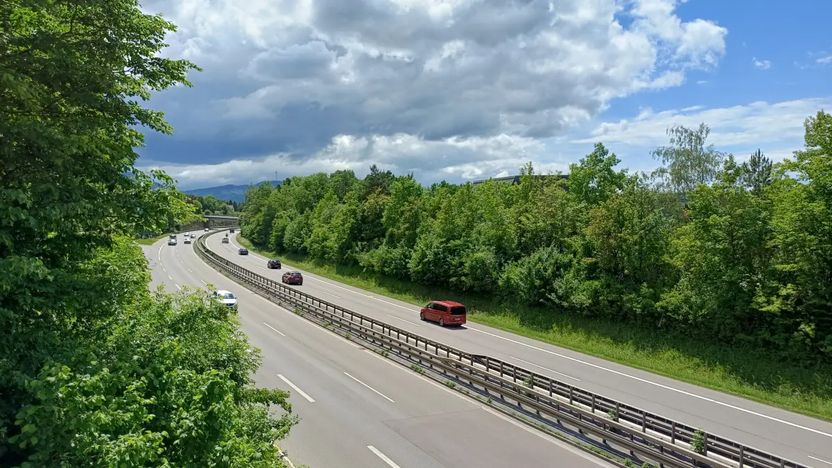 B27 Balingen Strecke Fahrbahn