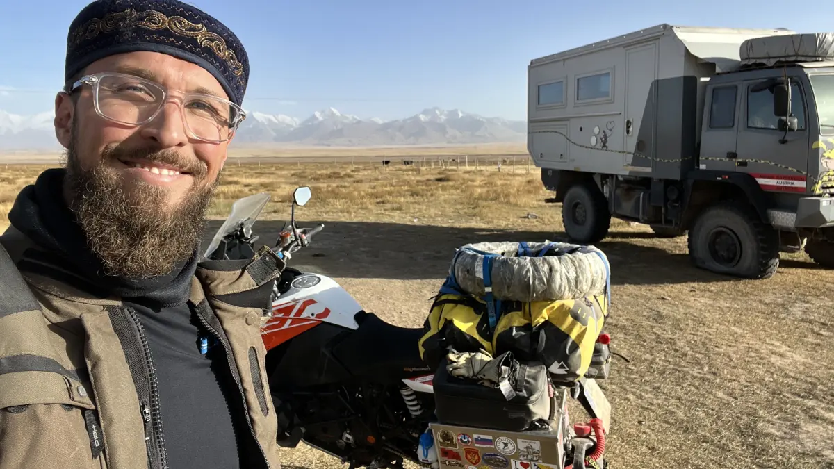 Daniel Kelbch auf dem Pamir Highway in Tadschikistan.