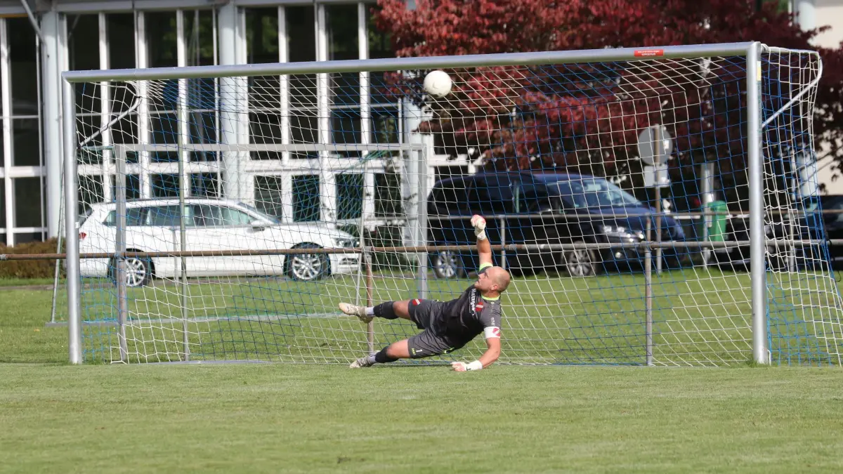 Torwart Otto Bauer hält beim FC Billingsbach ganz oft seinen Kasten sauber.