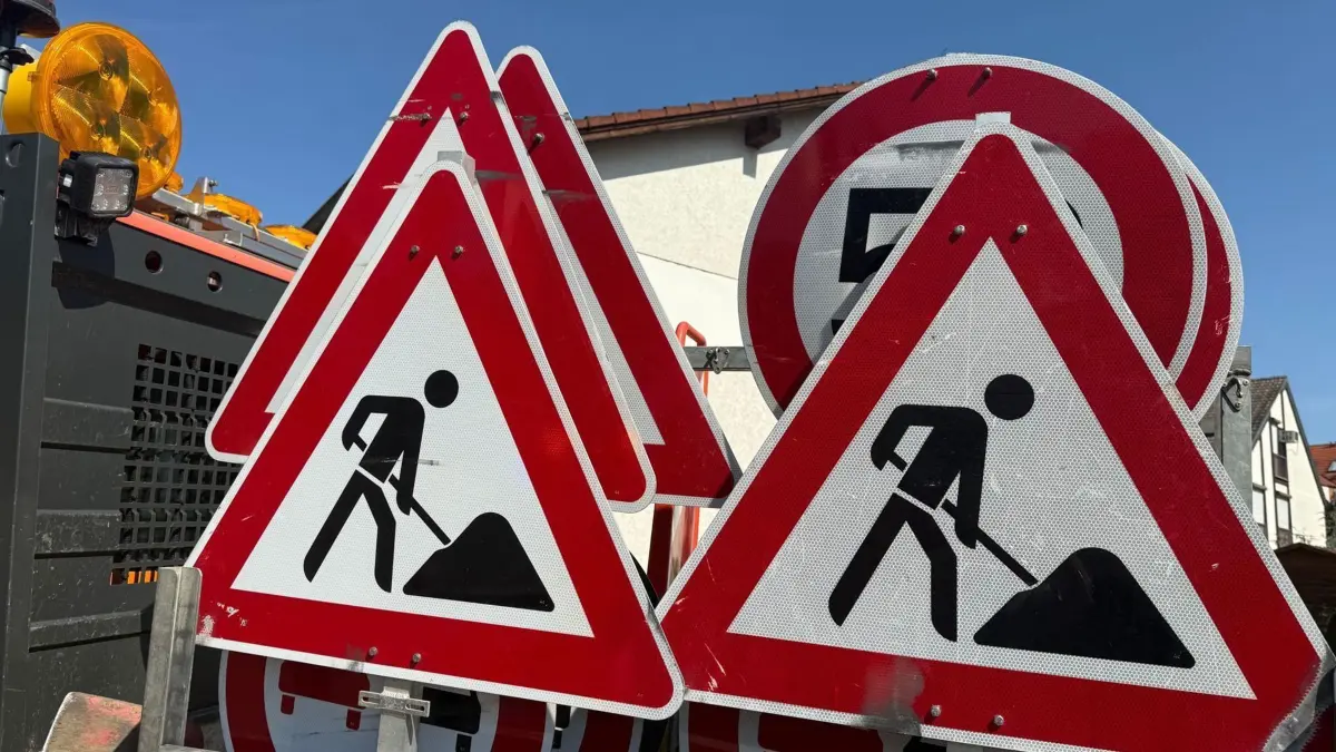 Bauarbeiten und Straßensperrungen stehen den Verkehrsteilnehmern in Aichwald bevor. (Symbolfoto)