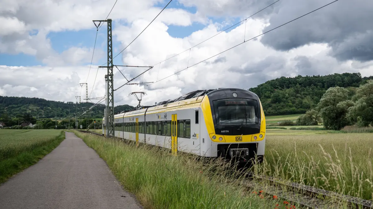 Ammertalbahn, Zug, Zugausfall, SEV, Deutsche Bahn, DB, Regio, Schienen, Elektrifizierung, Verspätung, ÖPNV 06 26 Foto Carolin Albers