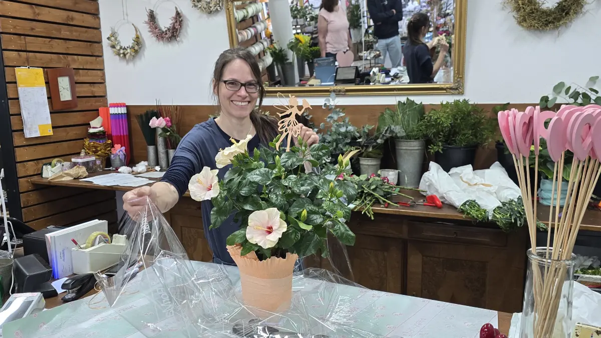 Angelika Stieber hat in Dornstadt und Herrlingen in ihren Blumengeschäften Flormarkt kürzere Wege als am ehemaligen Standort in Ulm in der Herrenkellergasse.