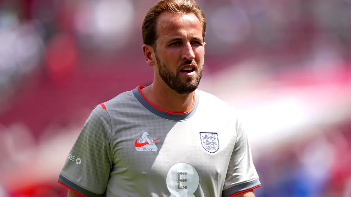England - Neuseeland: 06.06.2026, USA, Tampa: Fußball, Männer: Länderspiele, England - Neuseeland, im Raymond James Stadium. Der englische Nationalspieler Harry Kane steht vor dem Spiel auf dem Platz. Foto: Bradley Collyer/PA Wire/dpa +++ dpa-Bildfunk +++