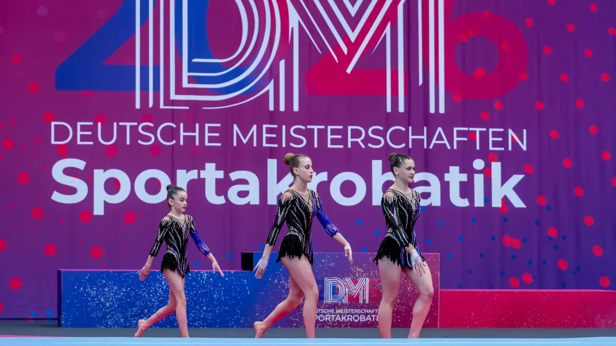 Deutsche Meisterschaften in der Sportakrobatik SC Rechberghausen in der EWS Arena