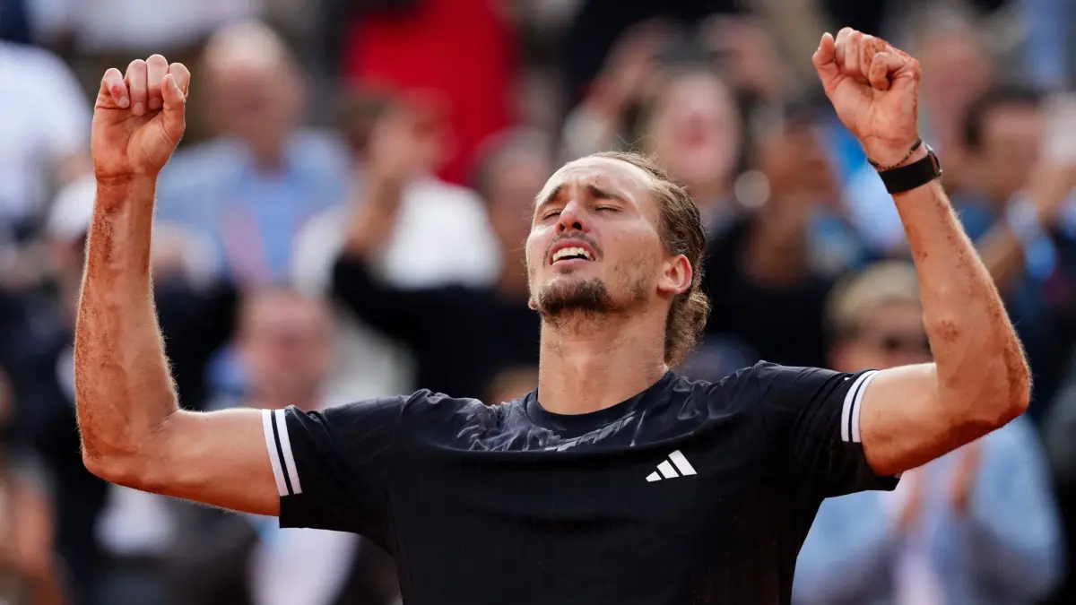 French Open Tennis: 07.06.2026, Frankreich, Paris: Tennis, French Open, Grand Slam, ATP-Tour, Einzel, Männer, Finale, Cobolli (Italien) - Zverev (Deutschland). Alexander Zverev aus Deutschland jubelt nach seinem Sieg. Foto: Dimitar Dilkoff/AFP/dpa +++ dpa-Bildfunk +++