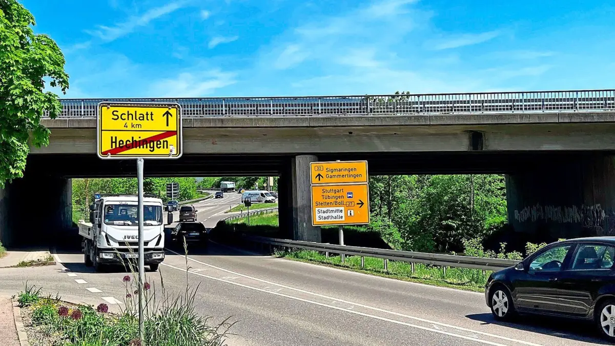 B32 Bundesstraße Schild