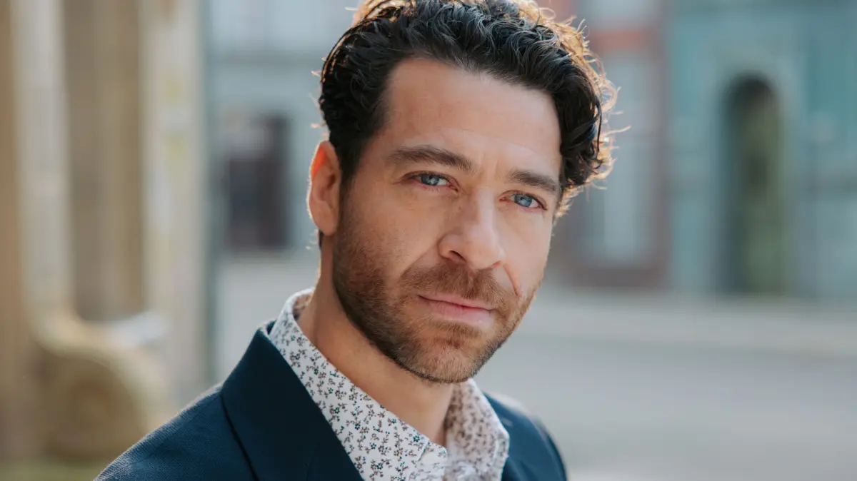 Carlos (Patrick Fernandez) lebt nicht mehr.