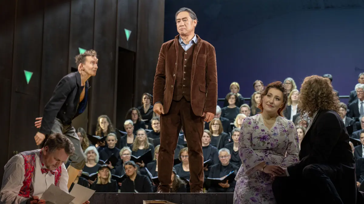 "Die Meistersinger von Nürnberg". Sechs Stunden Wagner-Oper, ein bewundernswerter Kraftakt des Hauses unter in der Regie von Kay Metzger und mit Felix Bender am Dirigentenpult.