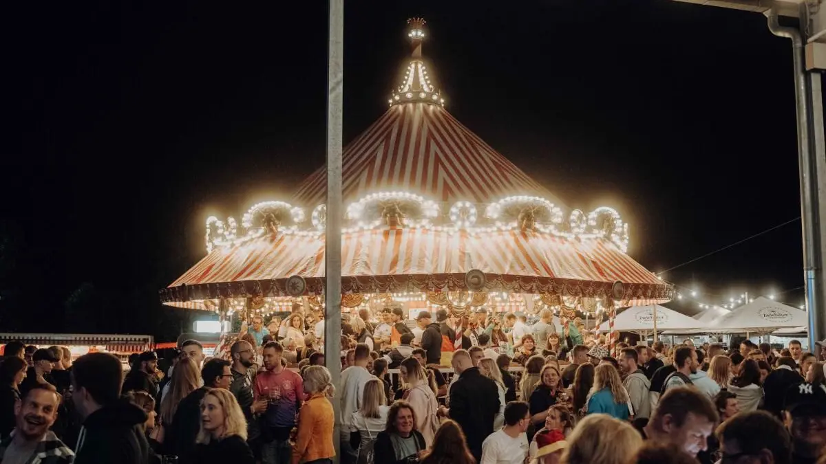 Zwiefalter Bierfestival. Weißbierkarussell
