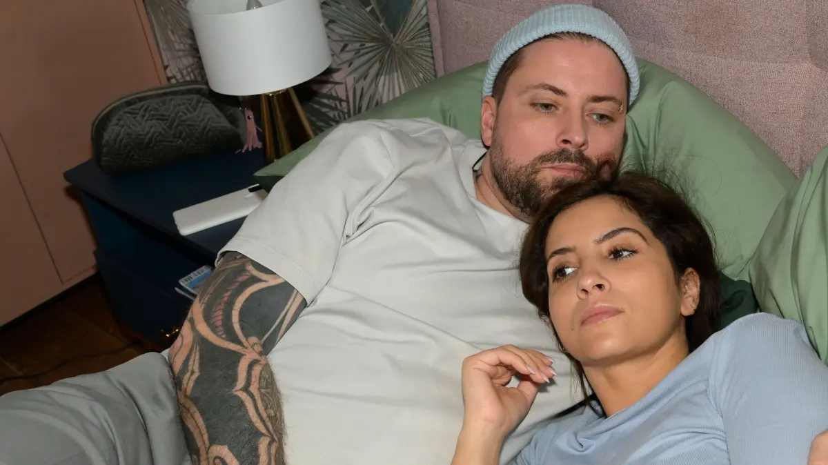John und Laura blicken auf turbulente Wochen zurück.