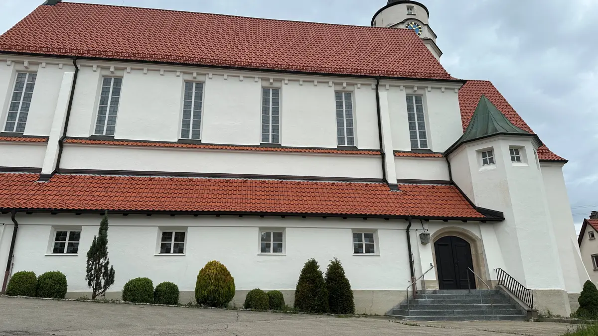 Die Lamprechtskirche in Meßstetten hat seit fast zwei Jahren keinen eigenen Pfarrer mehr. Wann sich das ändert, kann keiner seriös einschätzen.