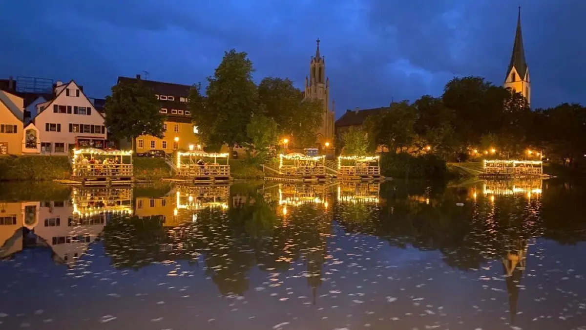 (ohne Überschrift): Vorsicht: Dieses Foto ist möglicherweise nur für den einstigen Verlag Schwäbisches Tagblatt verwendbar. Rottenburger Stadtmagazin Juni 2024 Floßtage WTG Rottenburg