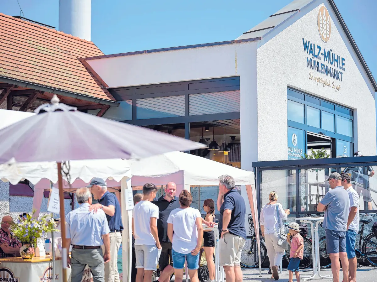 An den Ständen warten viele interessante Informationen.
