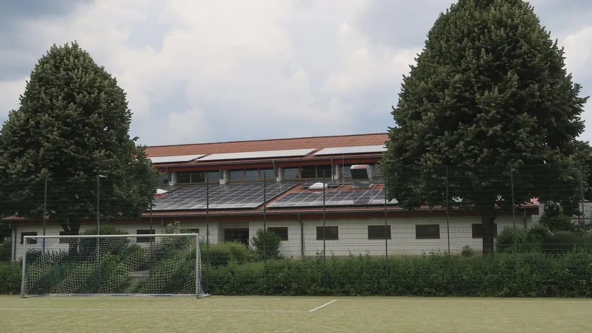 PV-Anlage auf der Alb-Sporthalle Böhmenkirch