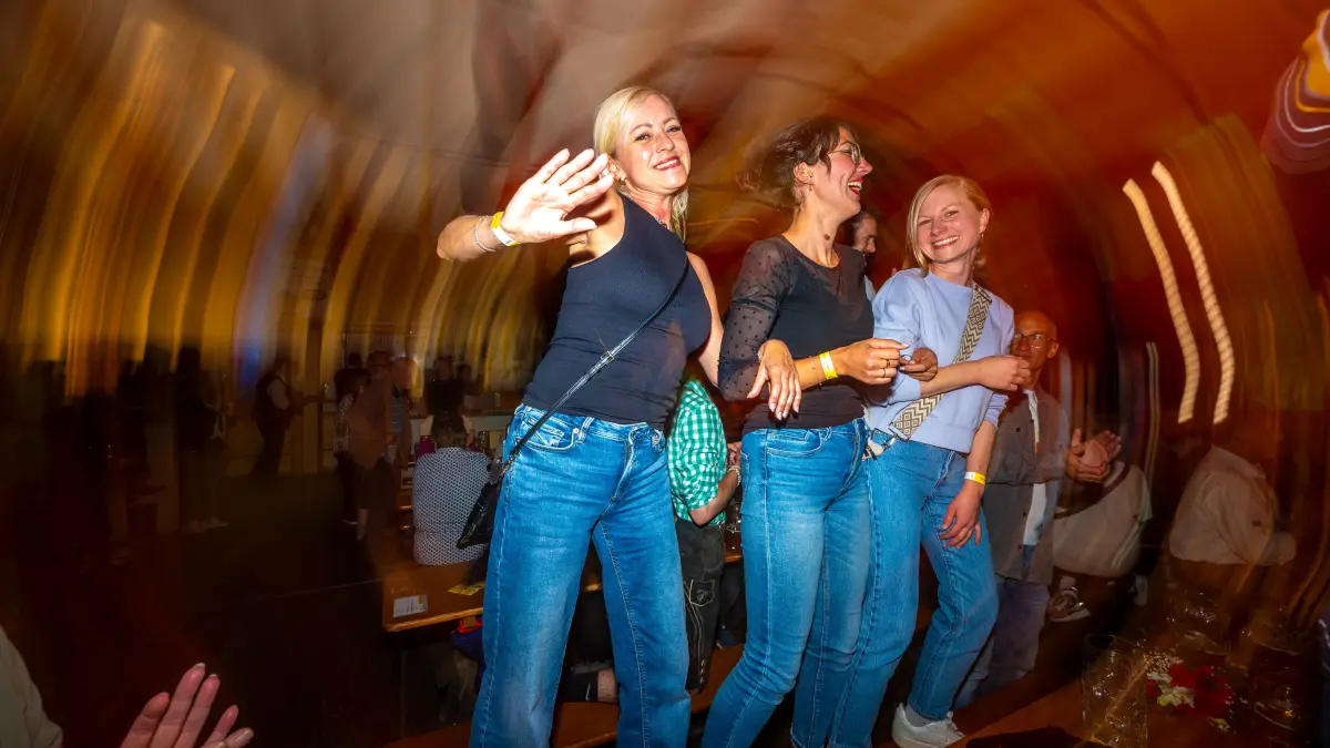 Göppingen Maientag Festzelt NWZ-Blasmusik-Festival