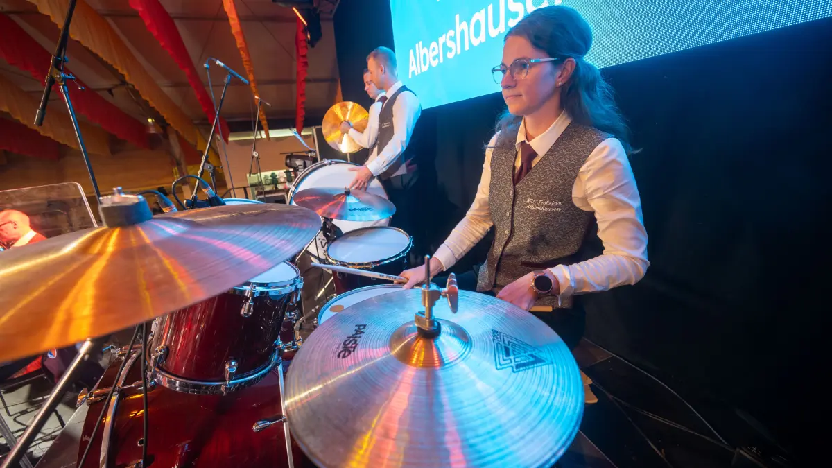 Göppingen Maientag Festzelt NWZ-Blasmusik-Festival Frohsinn Albershausen