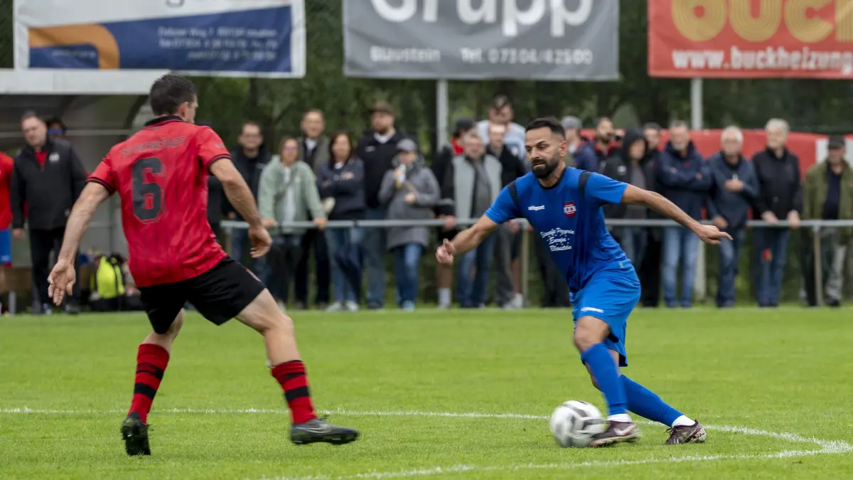 Fußball, Donau/Iller, *Relegation um die Bezirksliga*, Halbfinale zwischen TSV Blaustein und TSV Bernstadt in Bermaringen