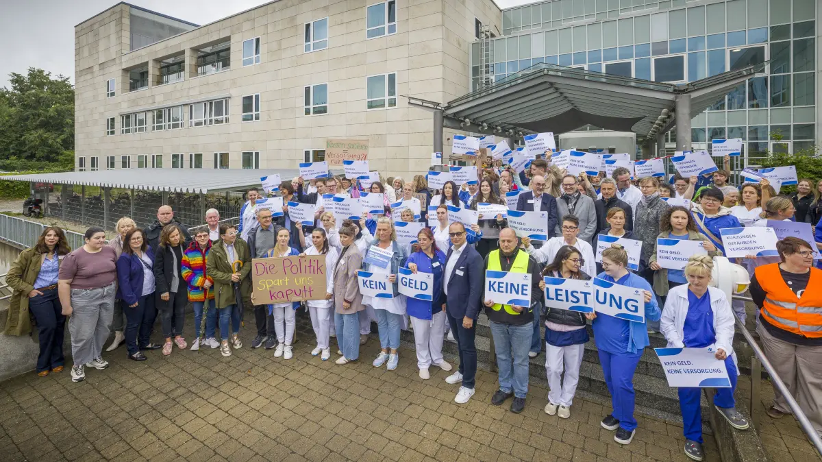 Protestaktion gegen GKV-Spargesetz an Donauklinik