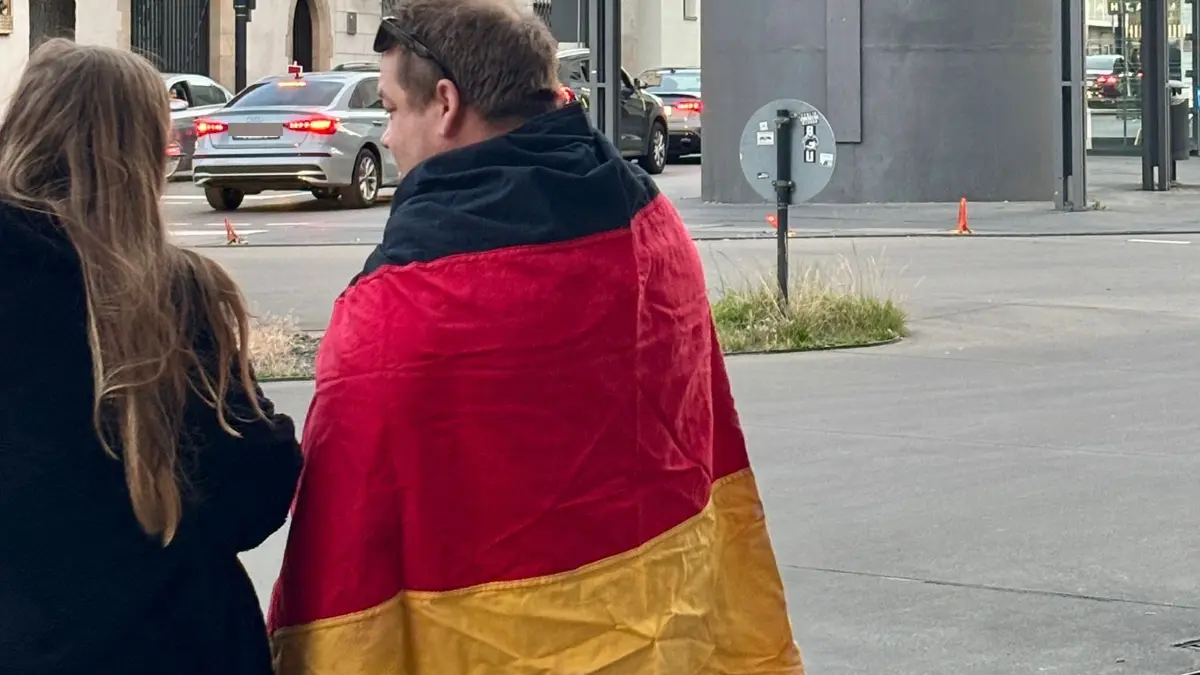 Autokorso in Ulm nach Auftaktspiel Deutschlands bei der Fußball-WM