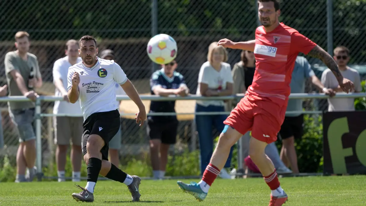 SV Esperia Italia Neu-Ulm und SC Unterweiler - Relegation um die KLA - Fußball - Finale