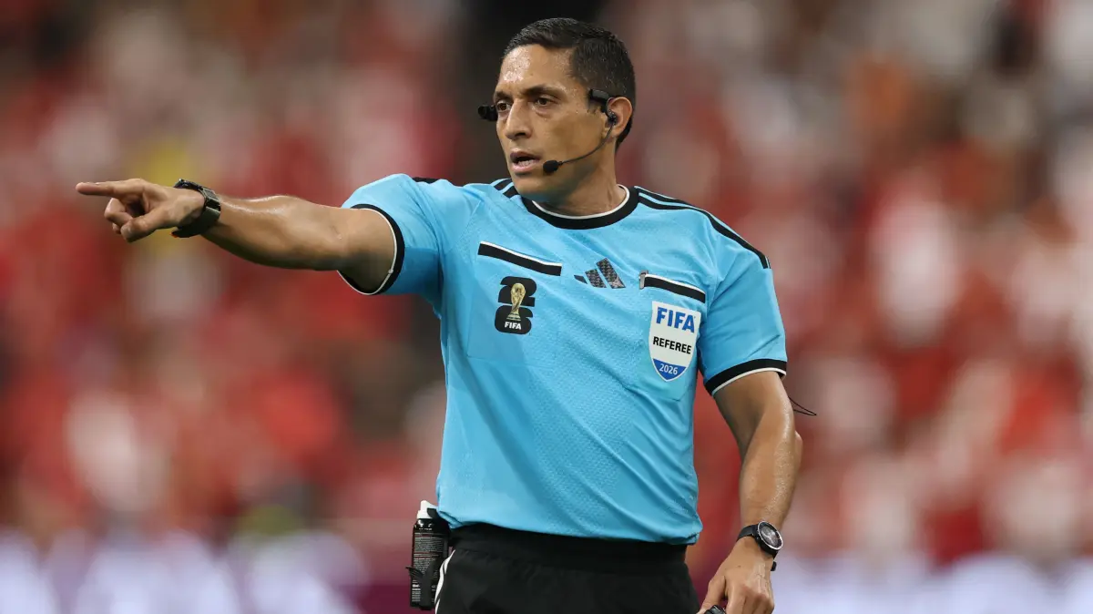 Australia v Türkiye: Group D - FIFA World Cup 2026: VANCOUVER, BRITISH COLUMBIA - JUNE 13: Referee Jesus Valenzuela reacts during the FIFA World Cup 2026 Group D match between Australia and Türkiye at BC Place Vancouver on June 13, 2026 in Vancouver, British Columbia. Dean Mouhtaropoulos/Getty Images/AFP (Photo by Dean Mouhtaropoulos / GETTY IMAGES NORTH AMERICA / Getty Images via AFP)