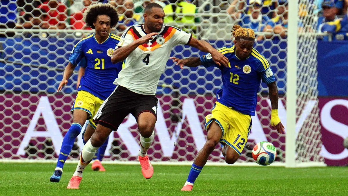 FIFA World Cup 2026 - Group E - Germany vs Curacao: FIFA World Cup, WM, Weltmeisterschaft, Fussball 2026 - Group E - Germany vs Curacao Jonathan Tah of Germany C and Sontje Hansen of Curacao in action during the FIFA World Cup 2026 group stage match Germany against Curacao, in Houston, USA, 14 June 2026. HOUSTON United States PUBLICATIONxINxGERxAUTxINDxONLY Copyright: xSAMxWASSONx