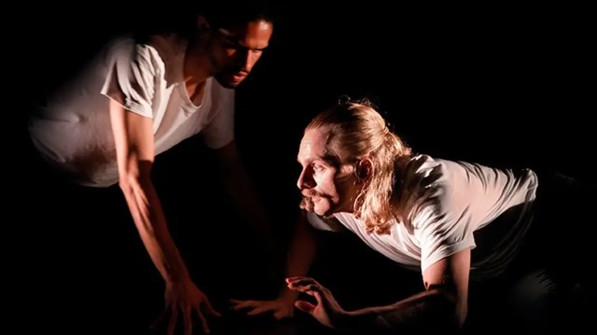 Gabriel Mathéo Bellucci und Casey Hess in "There must be a winner".