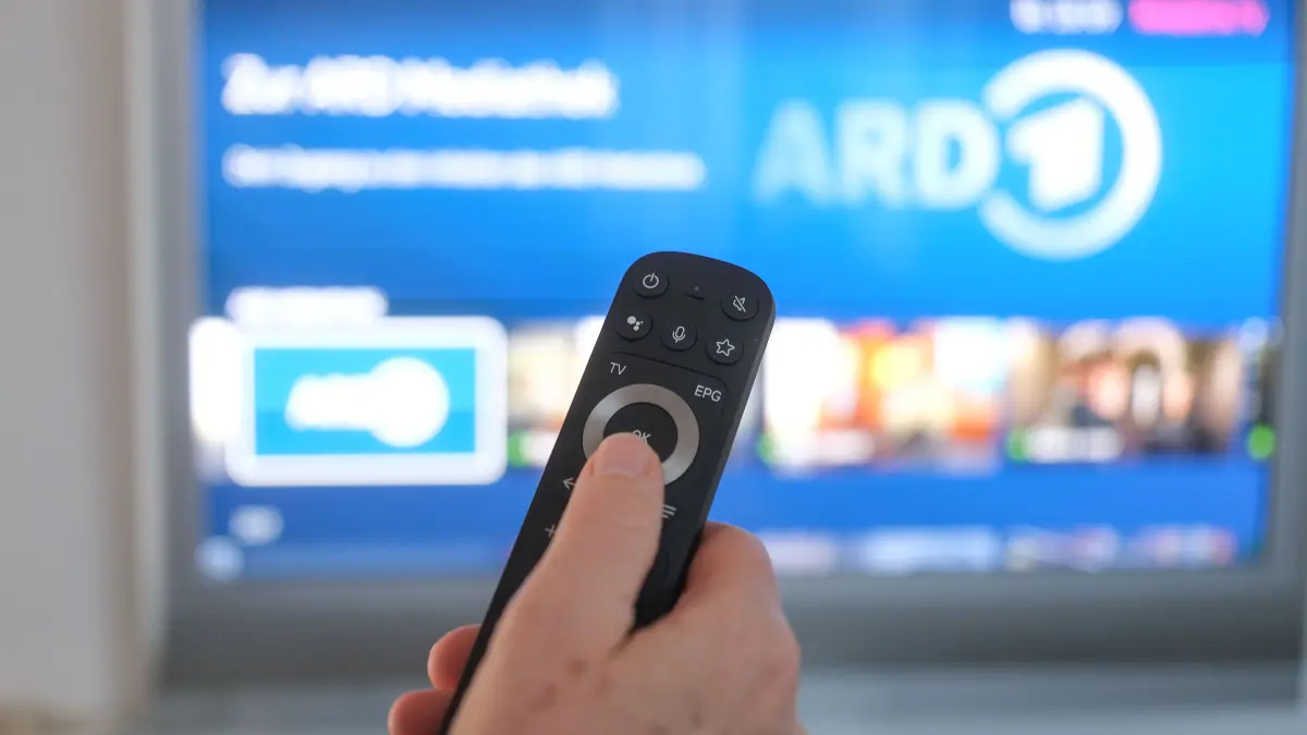 Eine bekannte ARD-Sendung wird am Montag nicht im TV gezeigt.