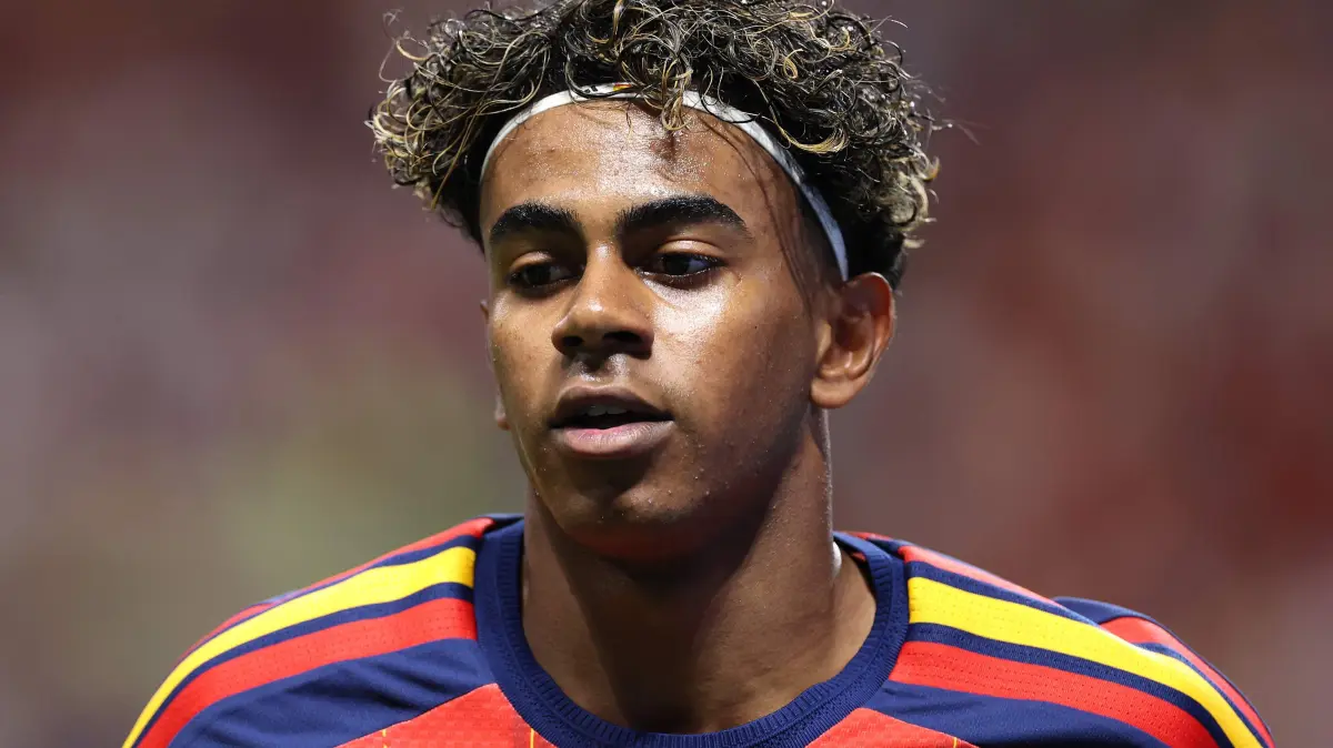 Spain v Cabo Verde: Group H - FIFA World Cup 2026: ATLANTA, GEORGIA - JUNE 15: Lamine Yamal #19 of Spain looks on during the FIFA World Cup 2026 Group H match between Spain and Cabo Verde at Atlanta Stadium on June 15, 2026 in Atlanta, Georgia. Florencia Tan Jun/Getty Images/AFP (Photo by Florencia Tan Jun / GETTY IMAGES NORTH AMERICA / Getty Images via AFP)