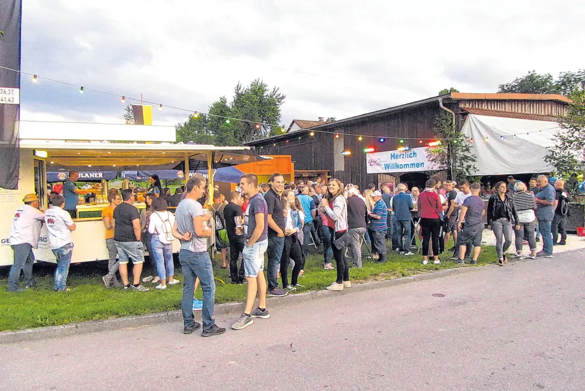 Das Dorffest mit Bulldogtreffen bietet Gelegenheit für Begegnungen und fröhlichem Miteinander.⇥Fotos: privat