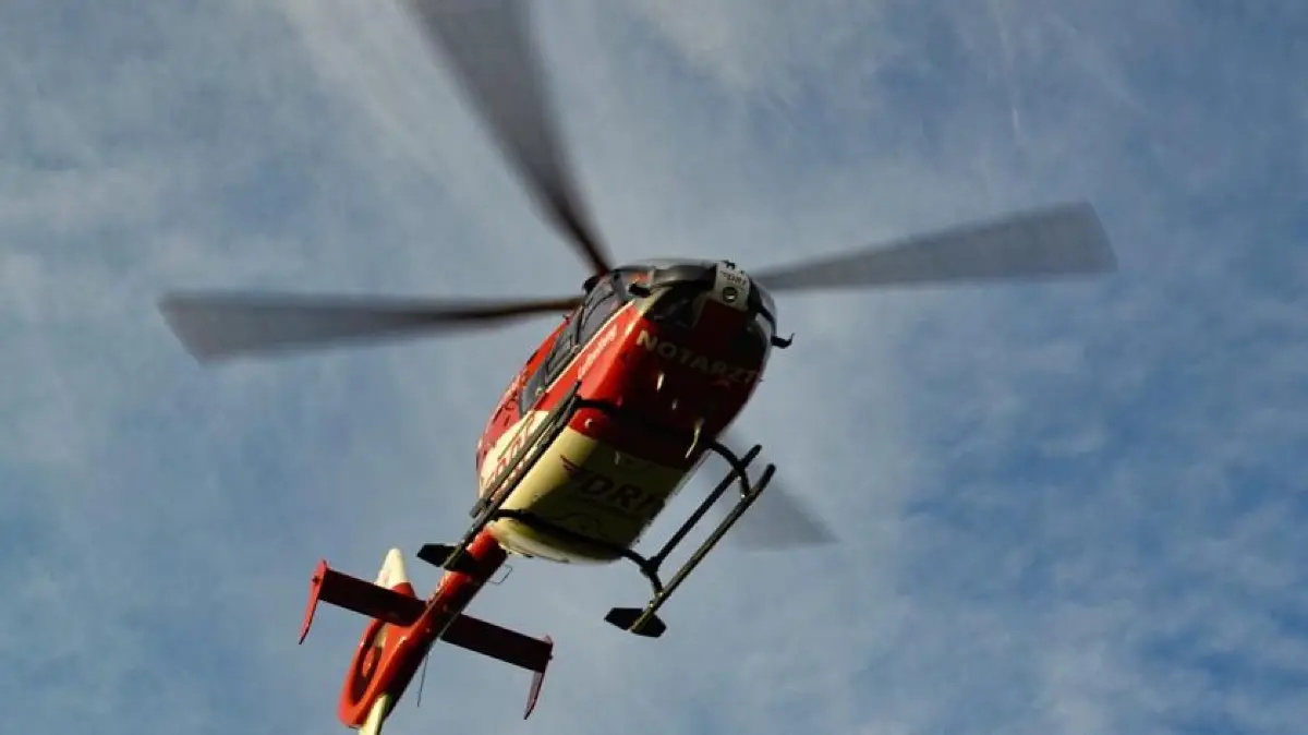 Rettungshubschrauber DRF Blaulicht Symbolfoto Schwabo LZ OV