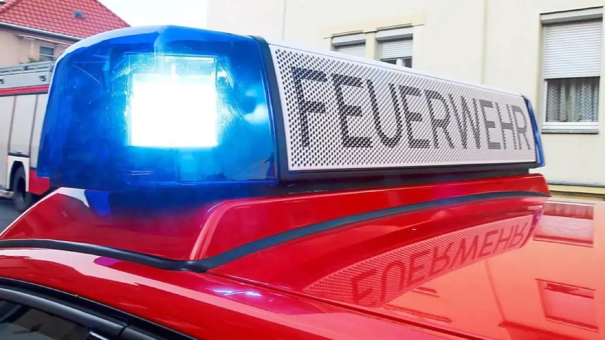 Feuerwehr Symbolfoto Blaulicht Schwabo OV LZ