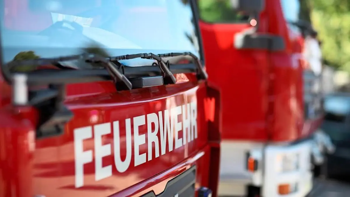 Feuerwehr Symbolfoto Blaulicht Schwabo OV LZ Feuerwehrauto Löschfahrzeug