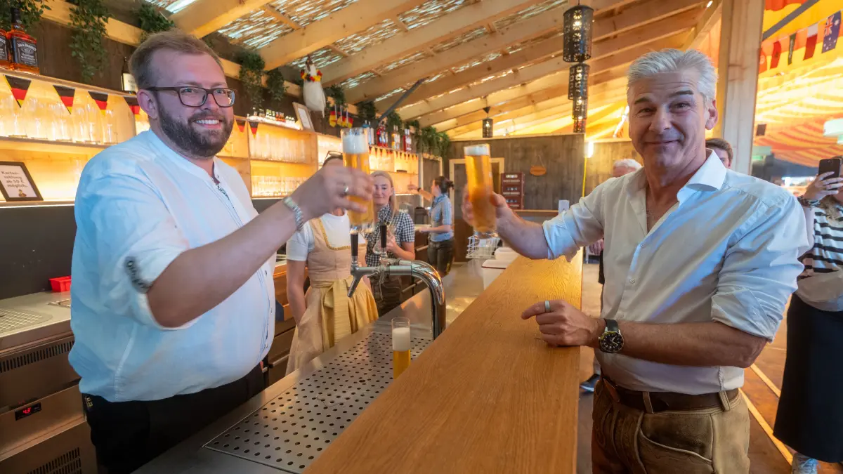 Maientag: Stadtwette im Festzelt